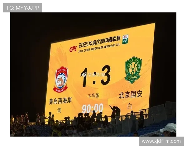 国安队员昨晚齐聚塞蒂恩住处送别情深意重温暖时刻